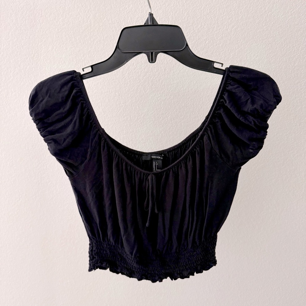 Navy blue to black crop top